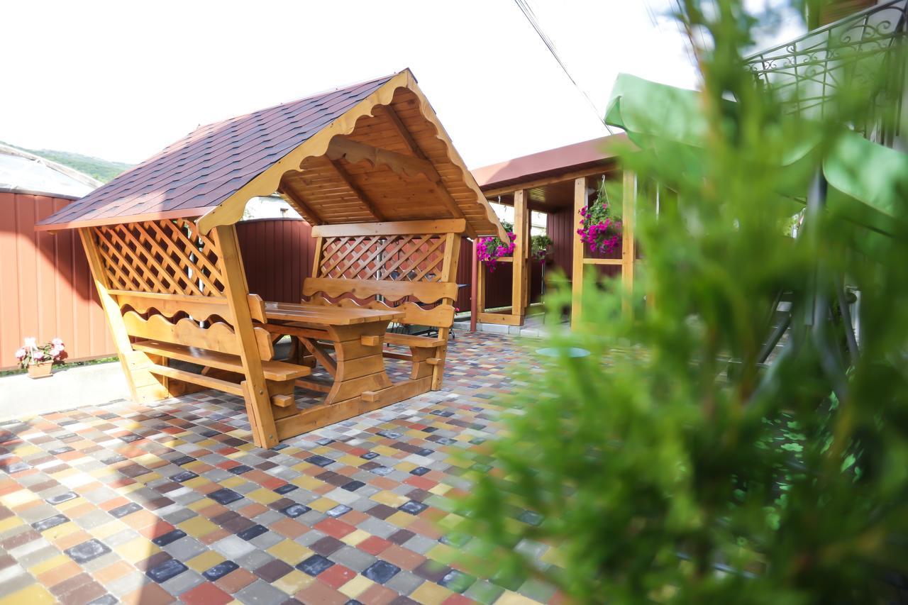 U Maksa Otel Solochin Dış mekan fotoğraf